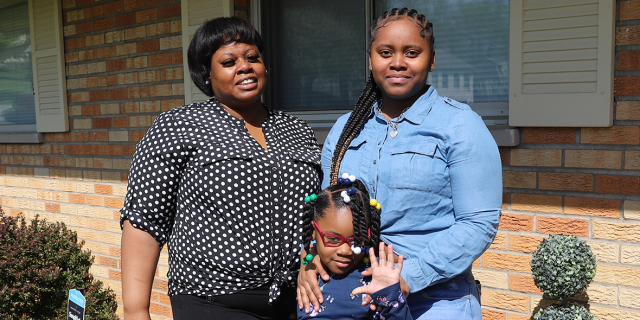 Image of Tierra Harris and Family, Beneficiaries of Project Lift