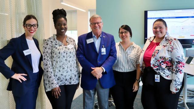 Legislators visit United Way of Greater Cincinnati to learn about 211